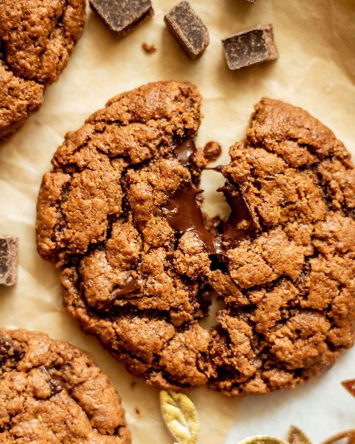 Flourless Chocolate Chip Cookies